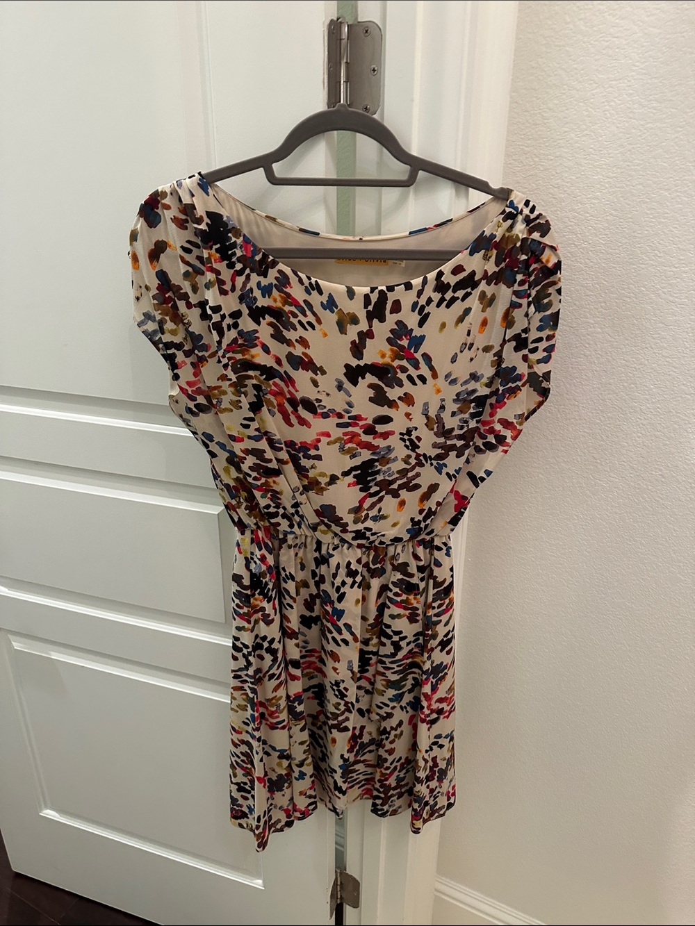 Vintage Alice + Olivia Cream Dress with Multicolor Abstract Accents